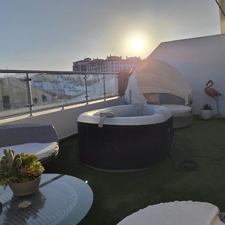 Atico Rilque, Apartamentos Independientes Con Jacuzzi Privado Y Terraza En Ρόντα Εξωτερικό φωτογραφία