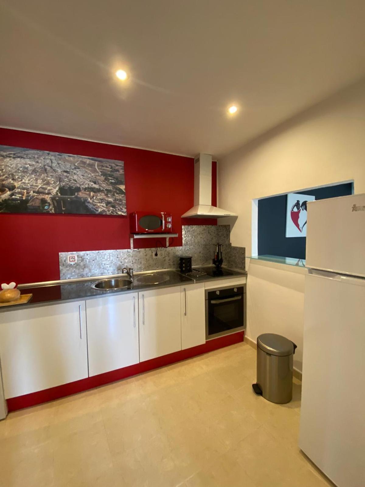Atico Rilque, Apartamentos Independientes Con Jacuzzi Privado Y Terraza En Ρόντα Εξωτερικό φωτογραφία